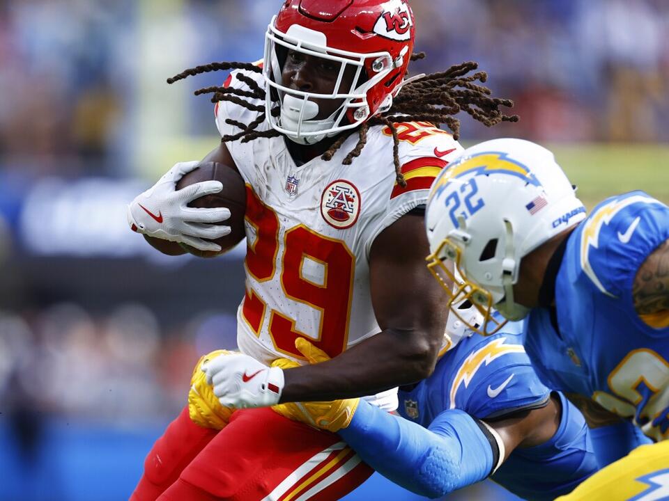 Chiefs lose Rashee Rice, get big game from Kareem Hunt, beat Chargers