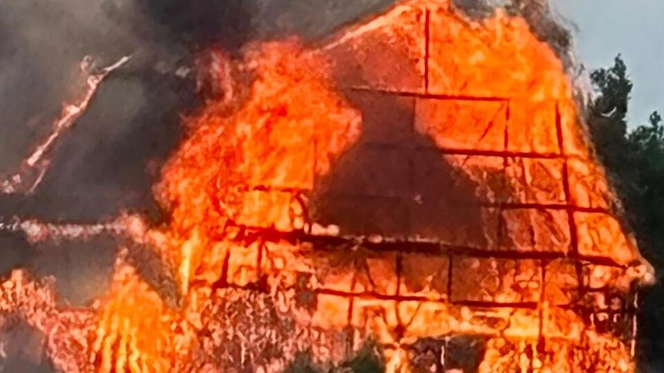 Structure engulfed by flames near Ledgeview - NewsBreak
