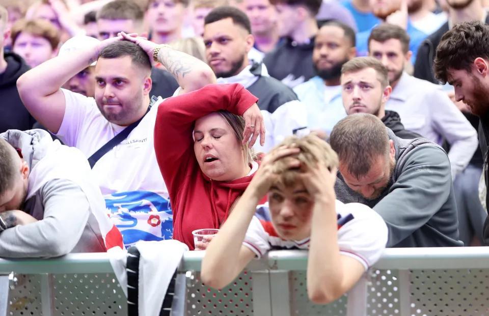 Agony for England fans after equaliser chalk off – as Three Lions mount ...