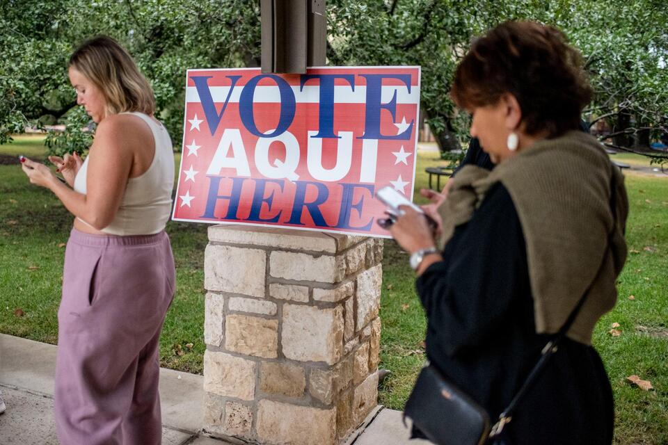 Democrats see a path through Texas' gerrymander