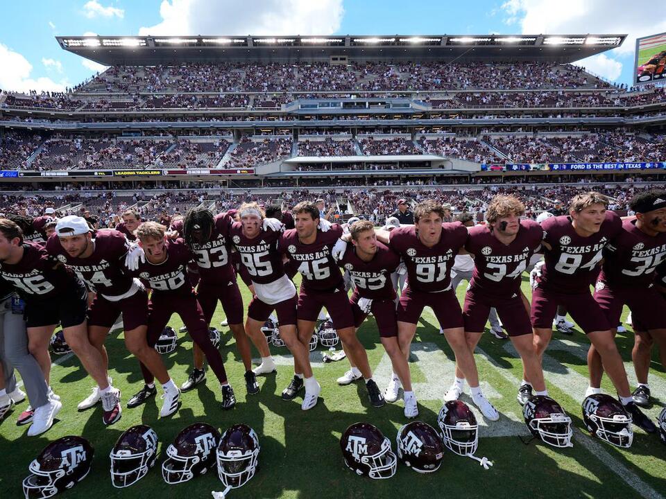 How to watch 10 Texas A&M vs. South Carolina football Time, TV