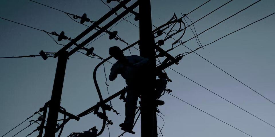 Over 42K Duke Energy customers lose power amid storms in Carolinas