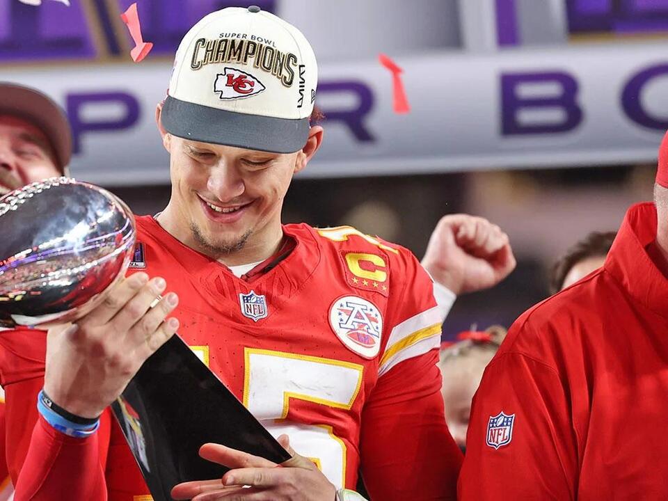 NFL milestones to watch for in 2024 Patrick Mahomes, Aaron Rodgers among 33 players on verge of