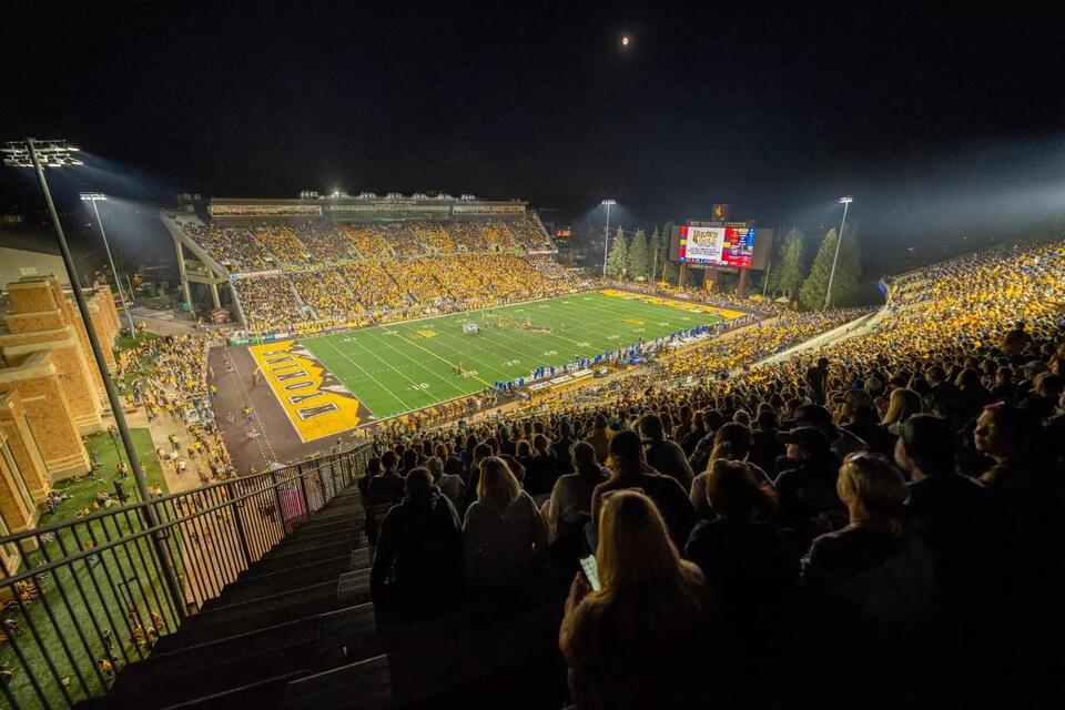 Cowboys Seek Rebound in Home Opener