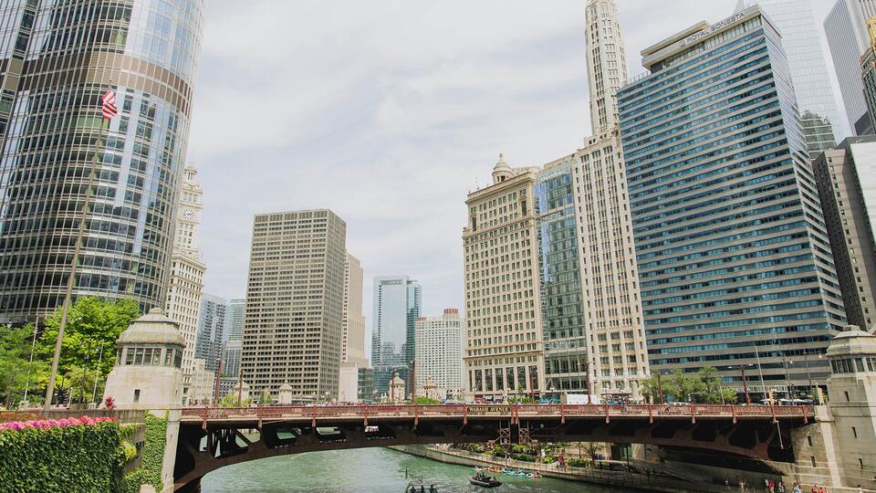 Chicago’s 2025 Budget Takes Effect, Forcing Chicagoans to Dig Deeper to
