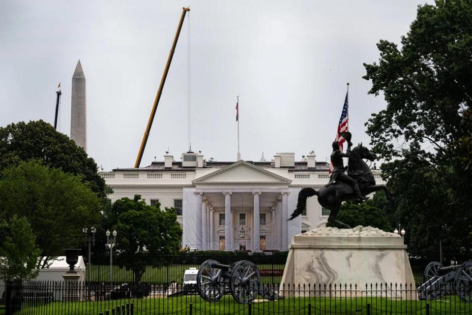 White House meets with AI companies about ‘voluntary' rules after forcing models offline
