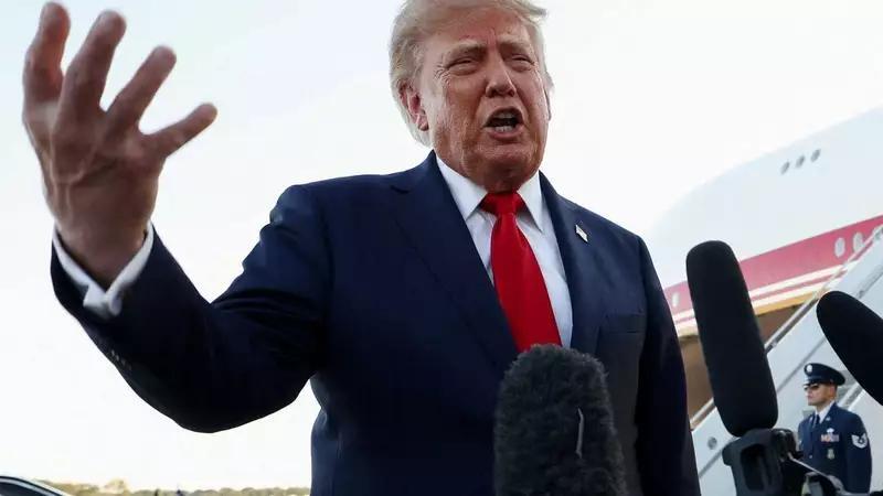 Trump uncorks bizarre brag about his polls as he hits rock bottom ...