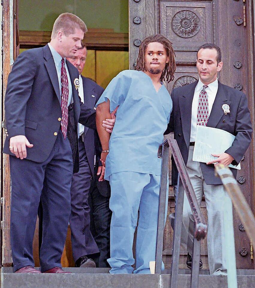 Man convicted in deadly ambush of Staten Island NYPD officer dies ...