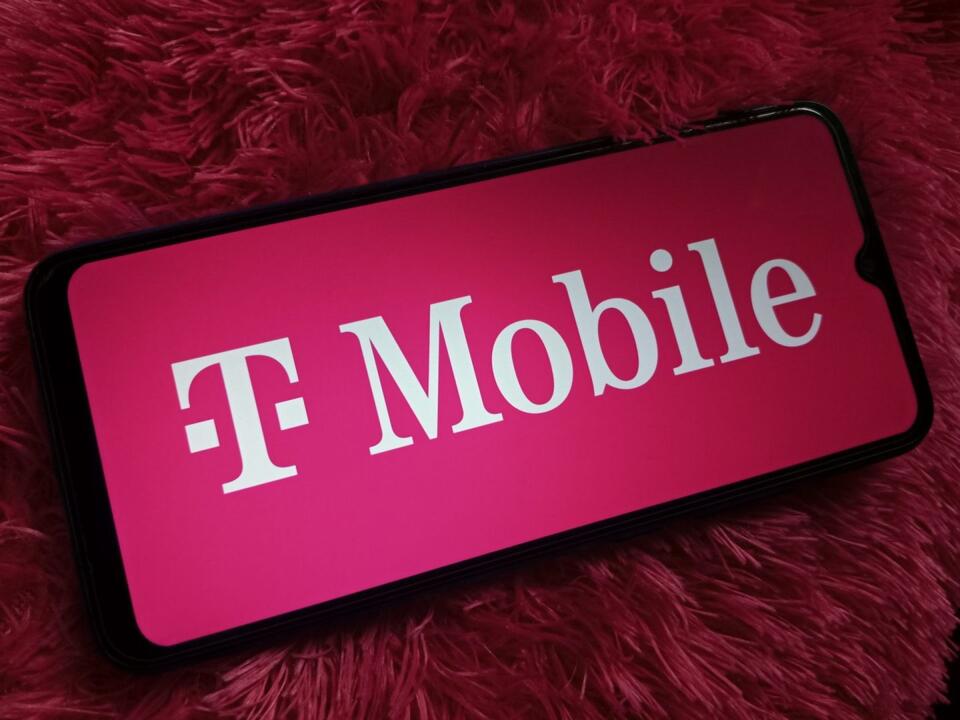 Is T-Mobile’s new phone plan worth considering? - NewsBreak