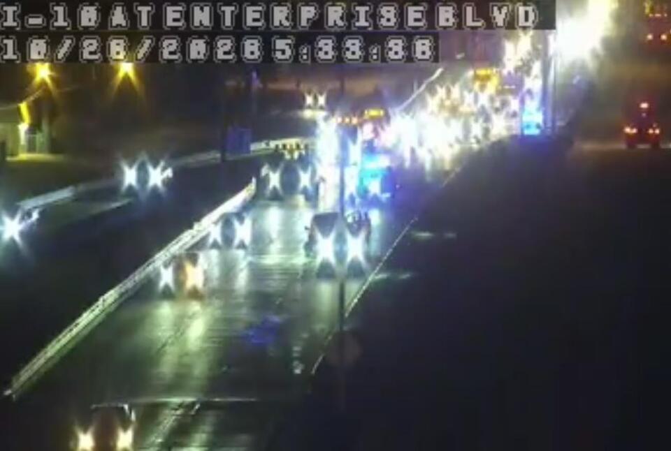 Multiple vehicle accidents causing traffic along I-10W near Enterprise ...