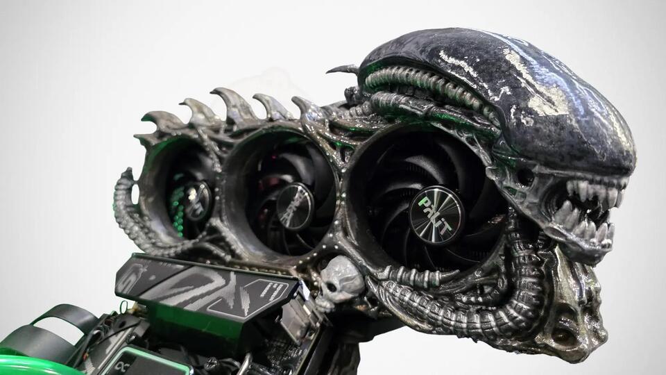 Here’s an Alien-Themed Gaming PC That Looks Like a Xenomorph Has Taken ...