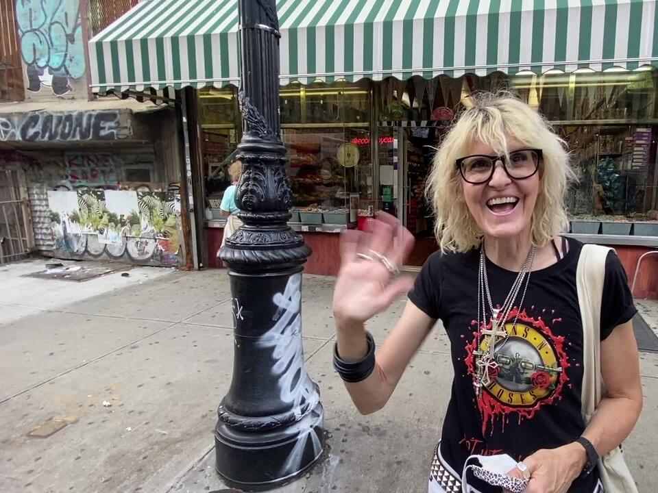 visiting-new-york-city-s-oldest-candy-store-for-halloween-or-year-round