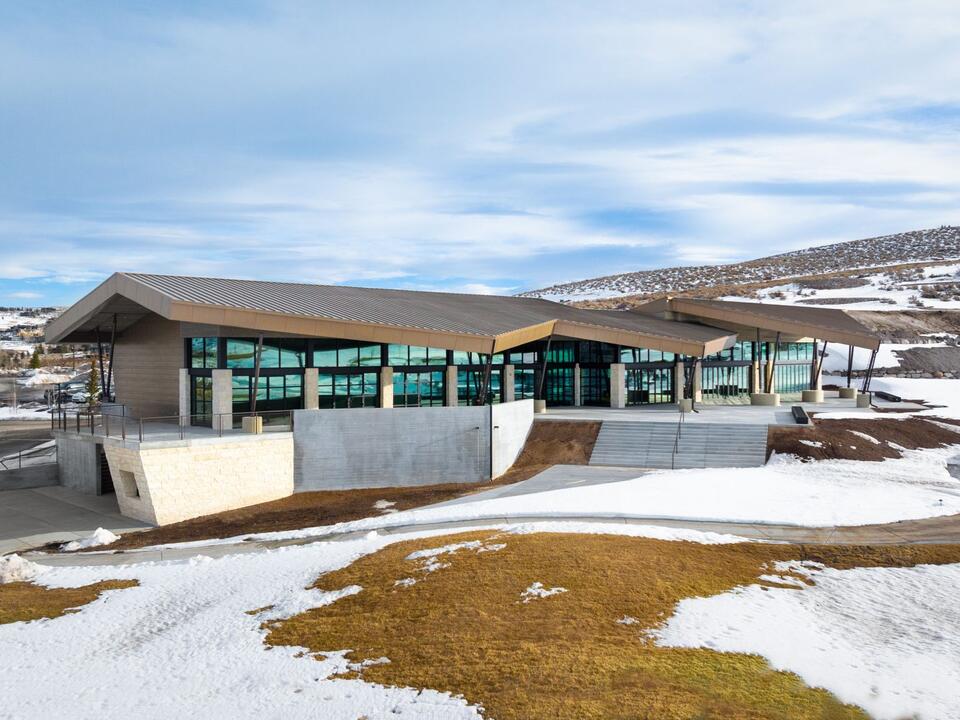 Promontory Club opens clubhouse at third golf course