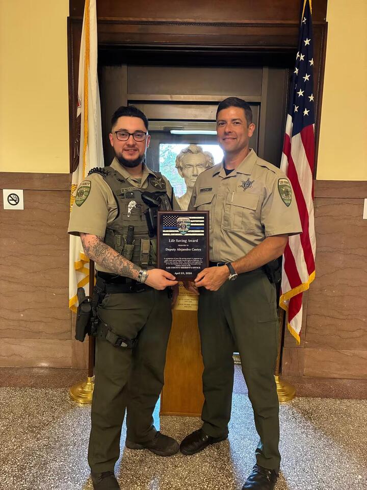 Lee County deputy recognized for heroic response to serious truck crash ...