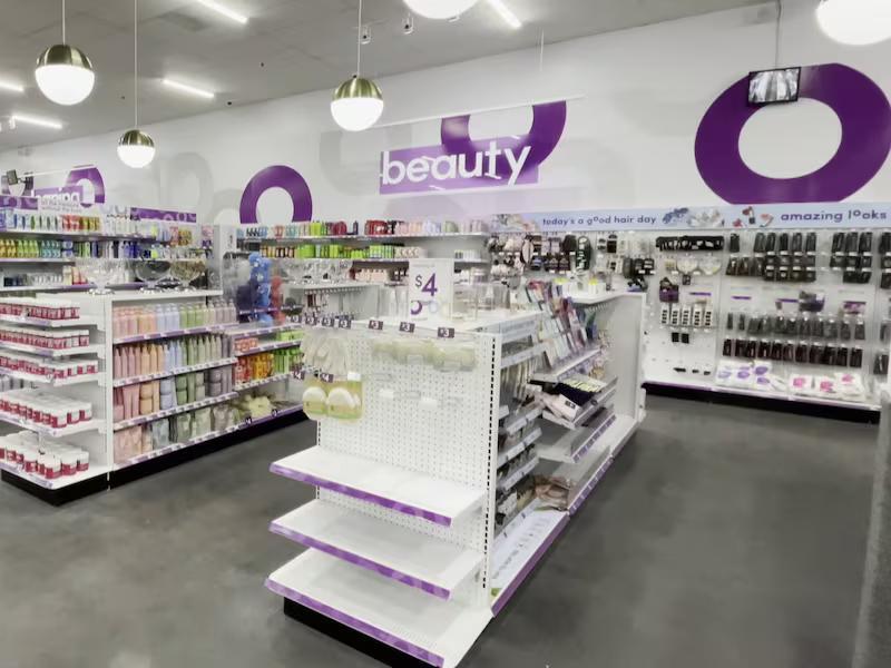 Affordable retail store ‘pOpshelf’ opens in Mishawaka