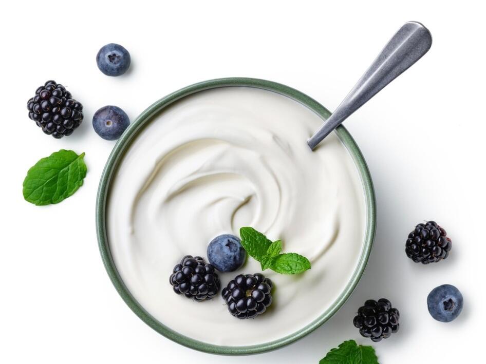Personal Trainer Shares Clever Hack for Making Homemade Greek Yogurt