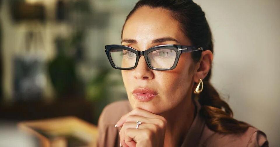 Tenpoint scores FDA nod for vision-correction eye drop Yuvezzi, plans ...