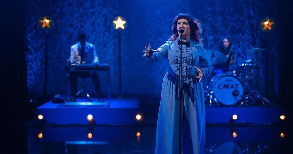 CMAT Brings ‘Euro-Country’ & Irish Humor To ‘The Daily Show’ - NewsBreak