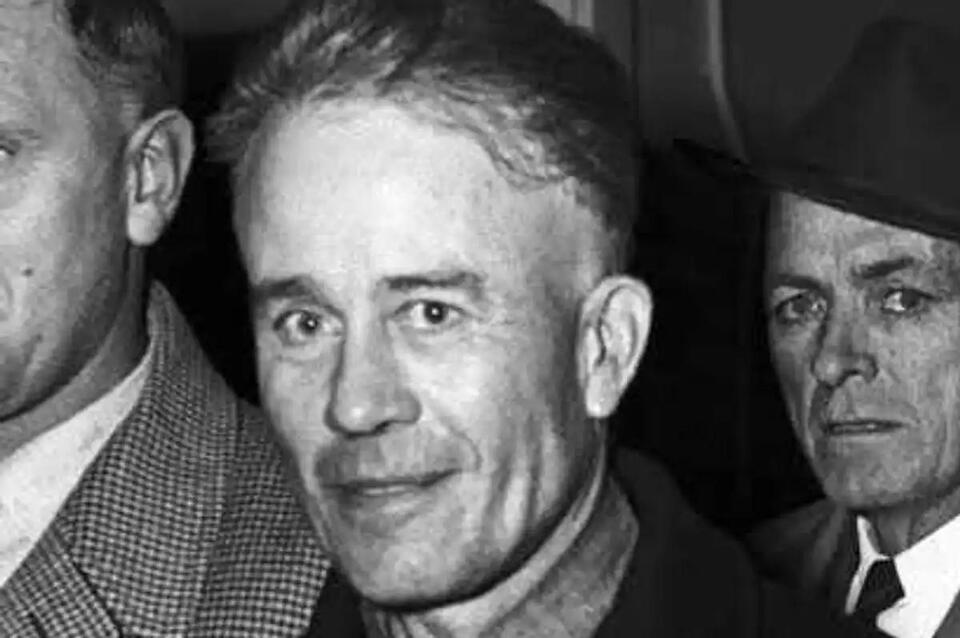 Monster: The Ed Gein Story - 4 movies inspired by the American serial ...