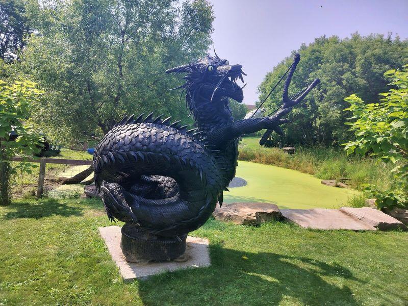 Giant Sculptures Replace Windmills as the Obstacles at This One-of-a ...