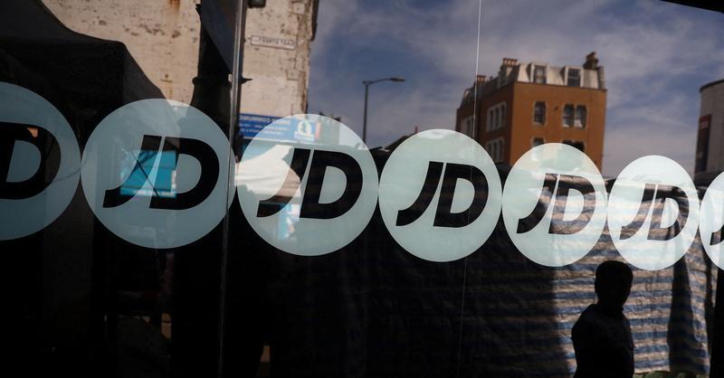 JD Sports upbeat on profit as consumers spend more during holidays – NewsBreak