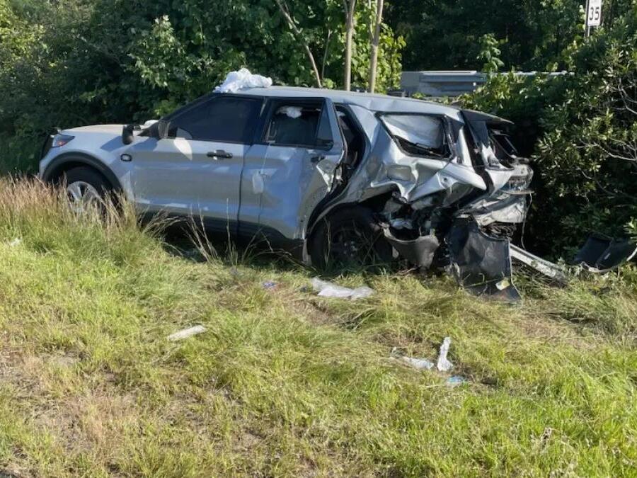 Man arrested for crash that injured state trooper on Gold Star Bridge
