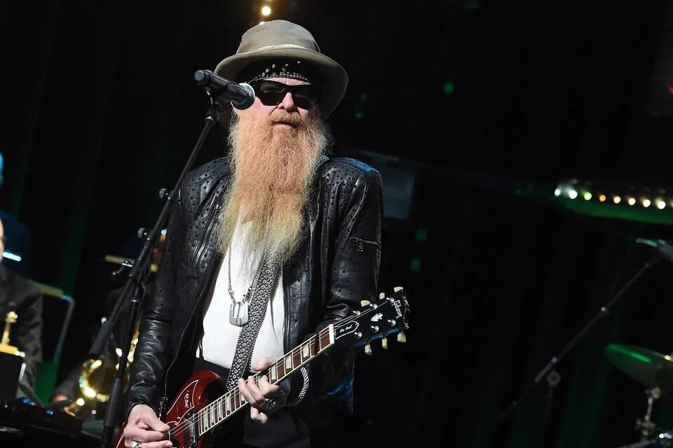 ZZ Top Expands 2026 Tour With New Dates - NewsBreak