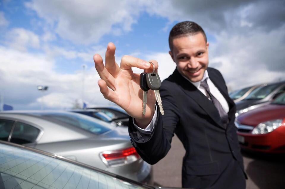 14 Ways You’re Getting Scammed at the Car Dealership - NewsBreak