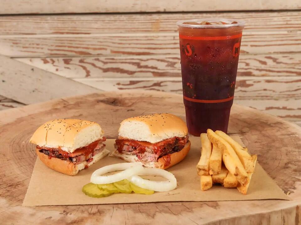 San Antonio's Bill Miller fires up first-ever rewards app - NewsBreak