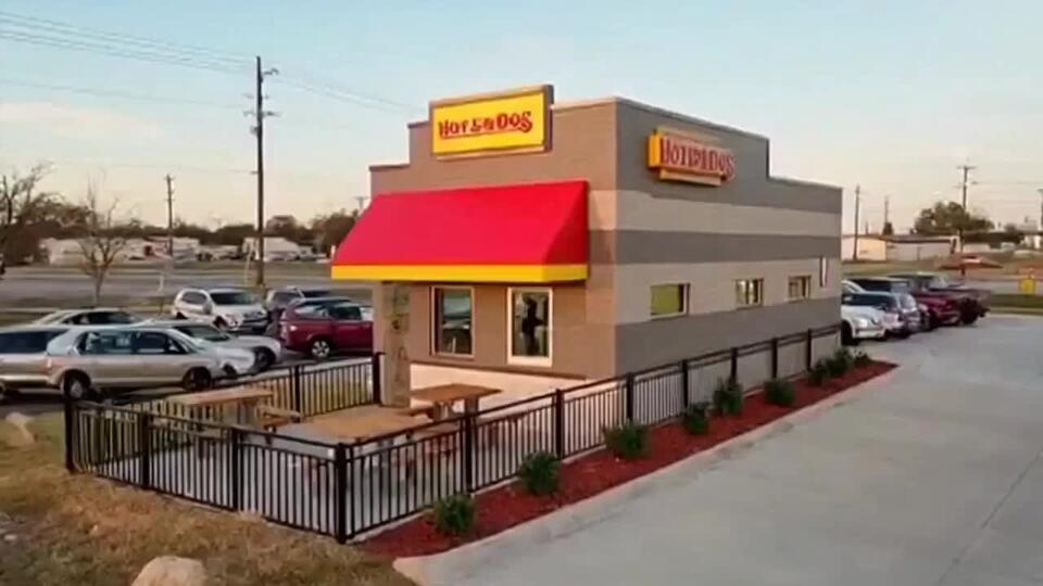 Image showcasing Chili Comeback on Valley Mills: Wienerschnitzel Reopens in Waco with a ...