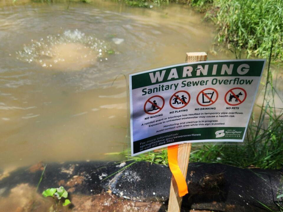 City of Springfield warns of sewer water overflow on walking trails