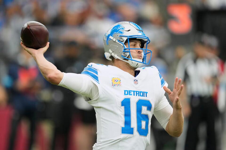 Gelling in real time: The rise of Detroit’s young O-Line and why it ...