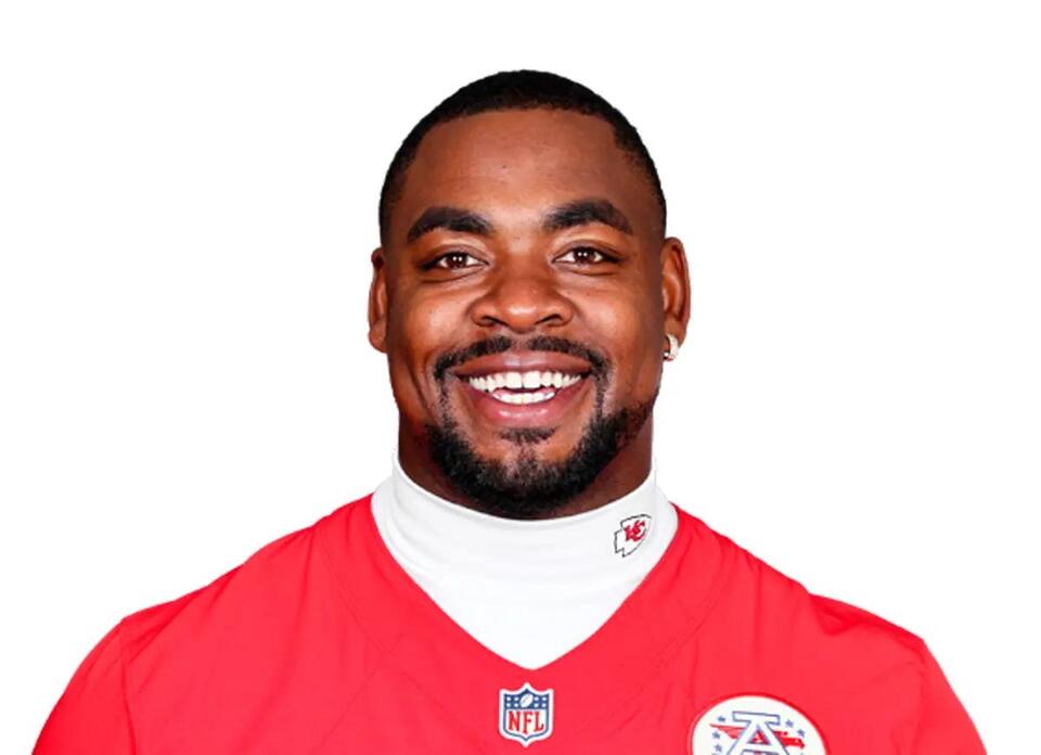 Chiefs’ Chris Jones Gets Into Screaming Match With DL Coach On Sideline ...
