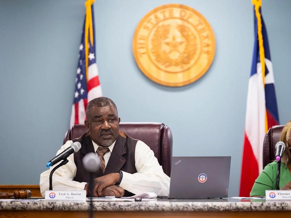 After a contentious election season, Arcola mayor voted out, Veeda