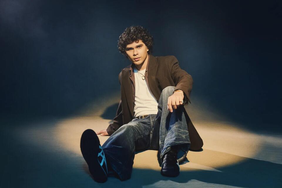 Budjerah Sets Debut Album ‘Gentleman’ - NewsBreak