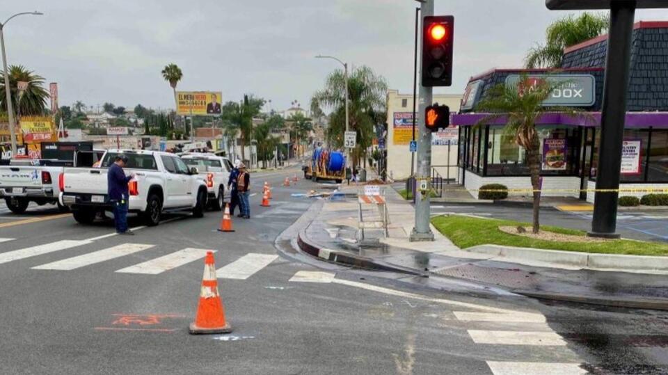 Crude Oil Spill Triggers Emergency Response Along Los Angeles River in ...
