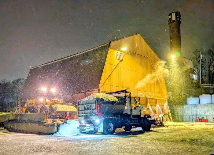 Plow crews prep to clear roads for today - NewsBreak