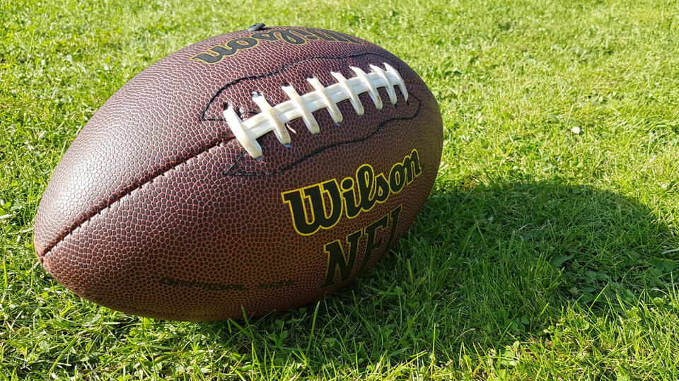 Elizabeth City State Beats Lincoln 35-21 for First Win - NewsBreak