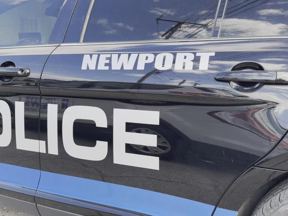 Newport man leads police on Highway 20 car chase