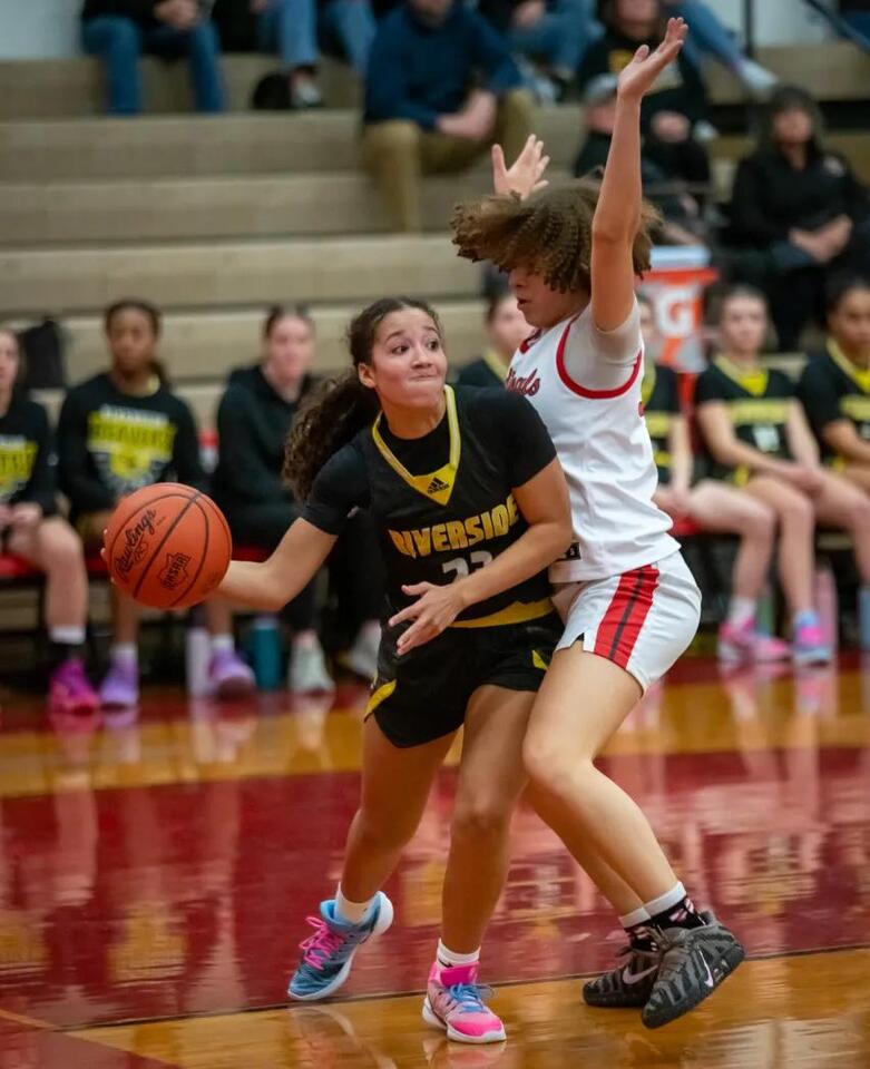 Riverside girls basketball’s team-first mentality keys 18-win season ...