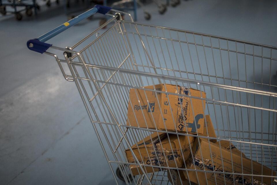 Google tests buying from Walmart-owned Flipkart through Gemini and AI ...