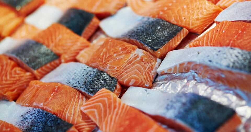 USDA research shows nutritional decline of factory-farmed salmon ...