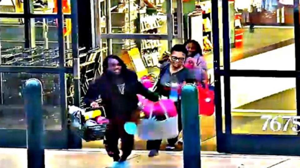 Felony charges for women accused of stealing Bogg Bags, Stanley Cups as ...