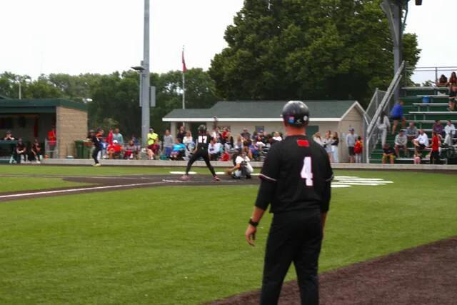 Brookings Bandits win first state tournament game, lose to host