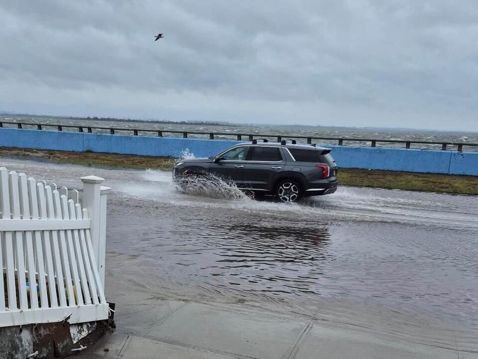 Nor’easter Brings Flooding To Rockaway, Broad Channel - NewsBreak