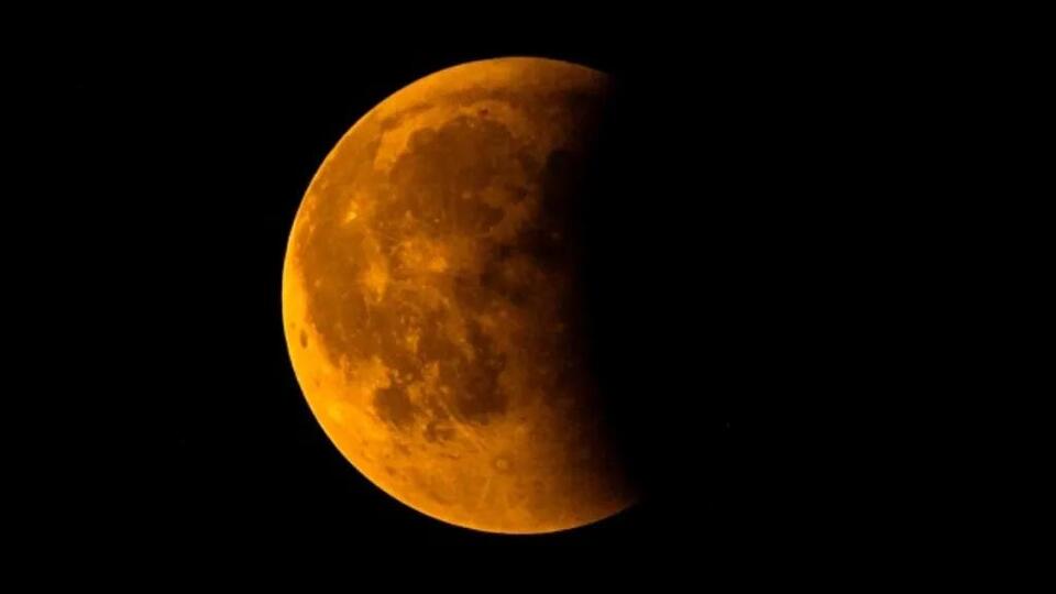 Harvest Moon Rises: Partial Eclipse To Occur This Week During Full ...