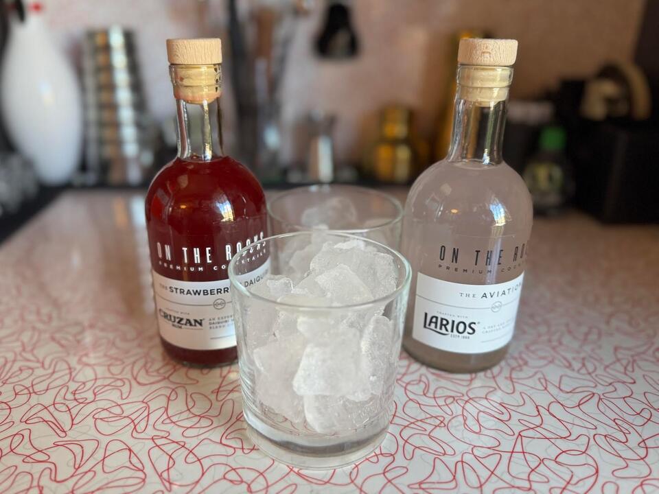 Girls Who Grill Molly Snyder makes chicken thighs and Brussels sprouts