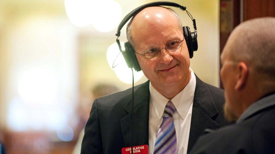 Wyoming Radio Icon Bob Beck Back On The Air At Syracuse University ...