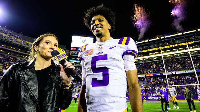 Sports world roasts Jayden Daniels with No. 5 memes amid LSU dispute