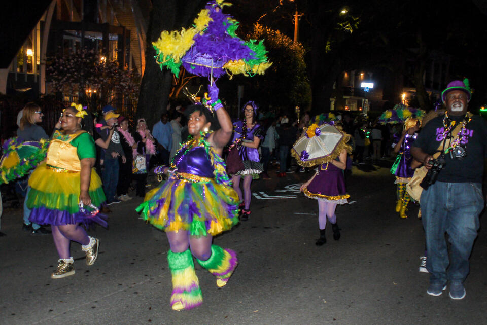 Child among 6 wounded in Mardi Gras Parade attack - NewsBreak